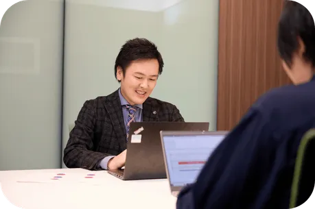 staff_content_1